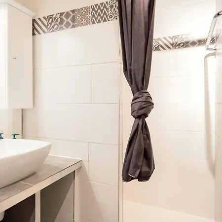 Rare, Triplex 12 Personnes, Acces Direct Aux Pieds Les Deux Alpes